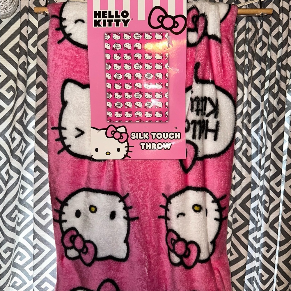 Hello Kitty Throw Blanket